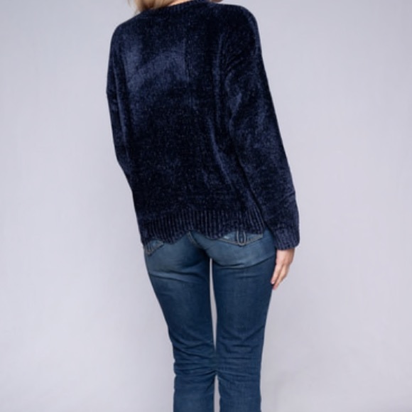 NAVY BLUE SOFT COZY YARM CREW NECK SWEATER TOP - Picture 2 of 6